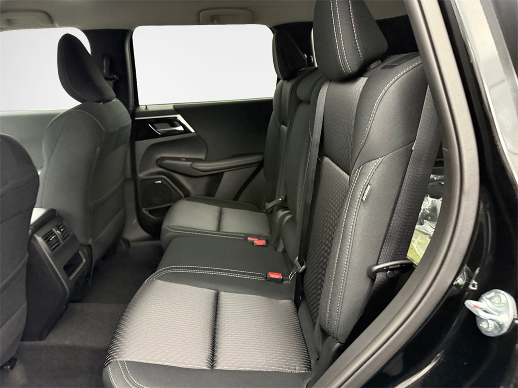 New 2026 Mitsubishi Outlander ES image 23