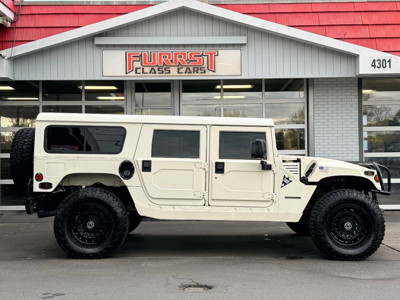 Used 1995 HUMMER H1 4-Door Wagon image 2