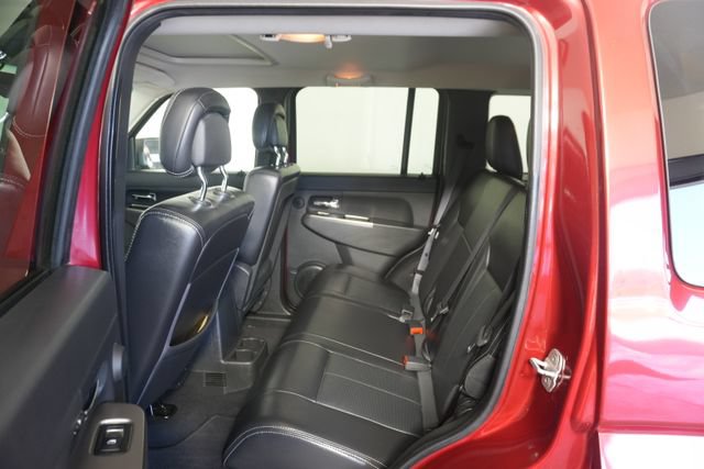 Used 2012 Jeep Liberty Limited Jet w/ Comfort/Convenience Group AWD/4WD image 26