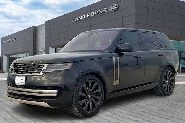 Certified 2023 Land Rover Range Rover SE image 1