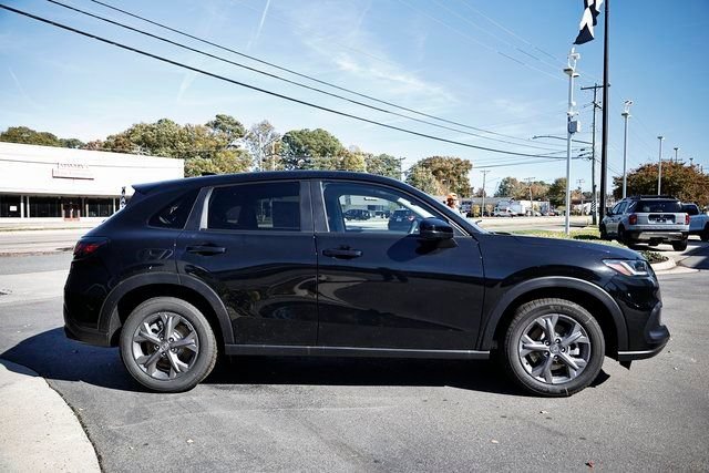 New 2027 Honda HR-V LX image 14