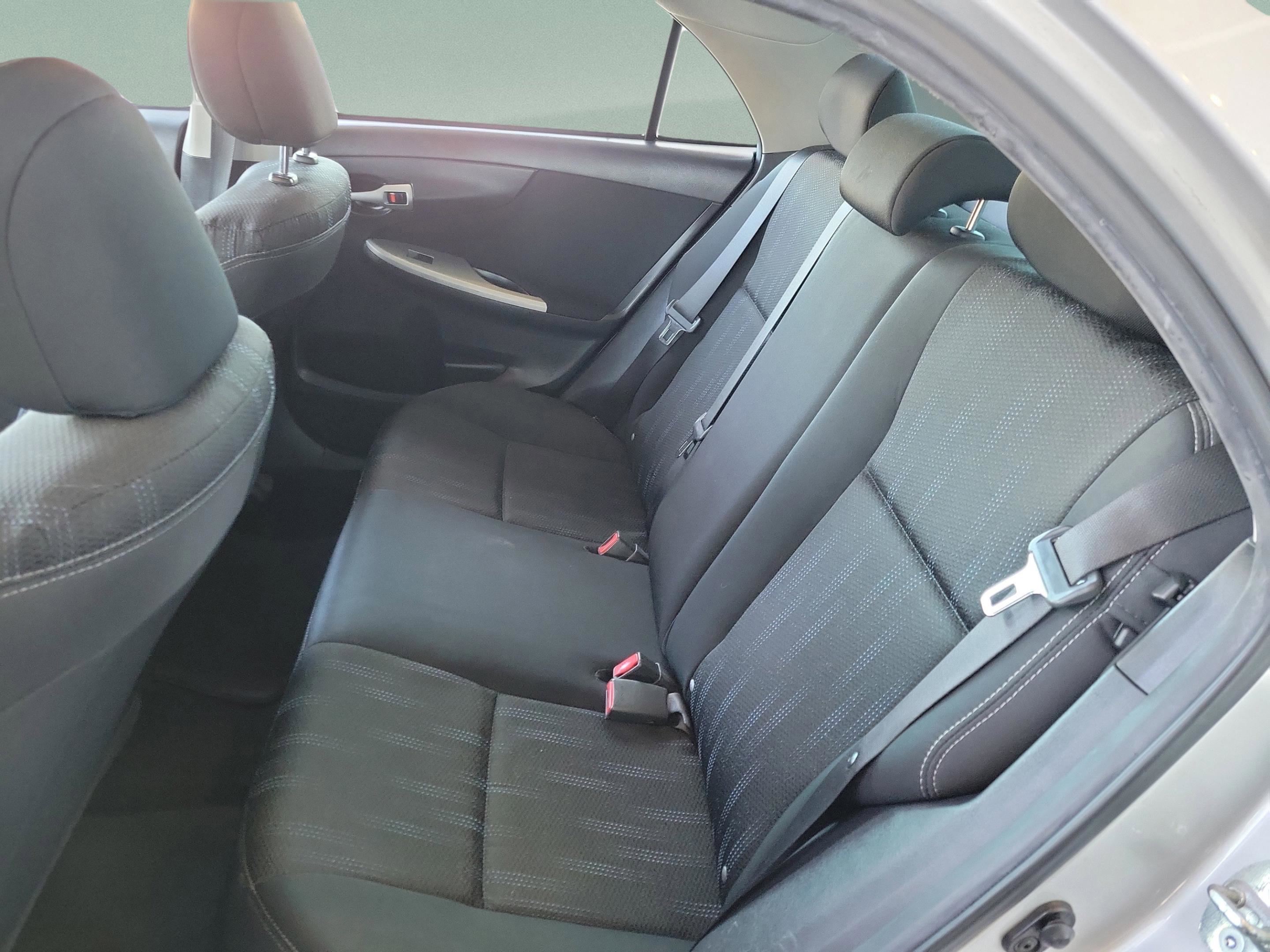 Used 2013 Toyota Corolla S image 13