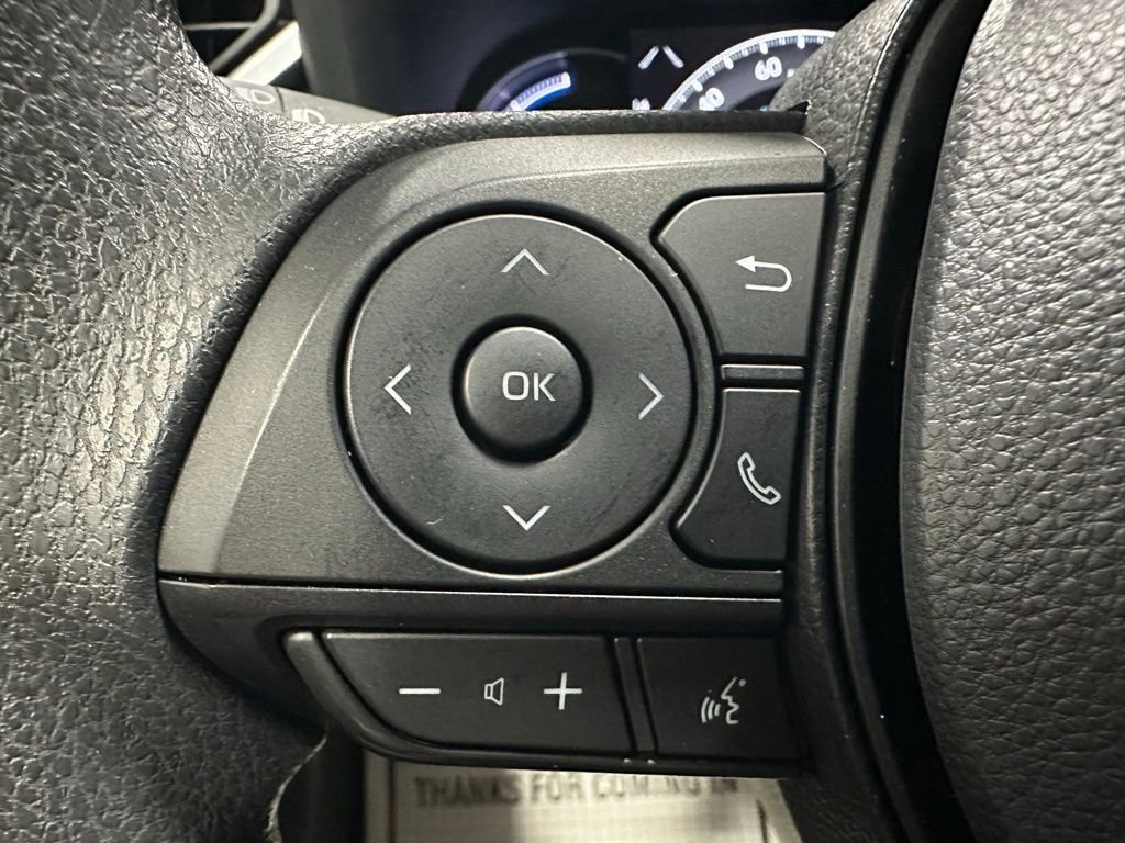 Used 2025 Toyota RAV4 XLE AWD/4WD image 16