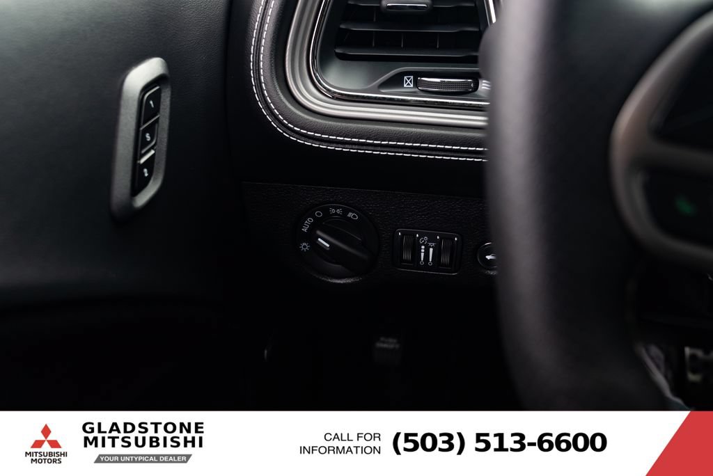 Used 2023 Dodge Challenger SRT Hellcat w/ Driver Convenience Group RWD image 12