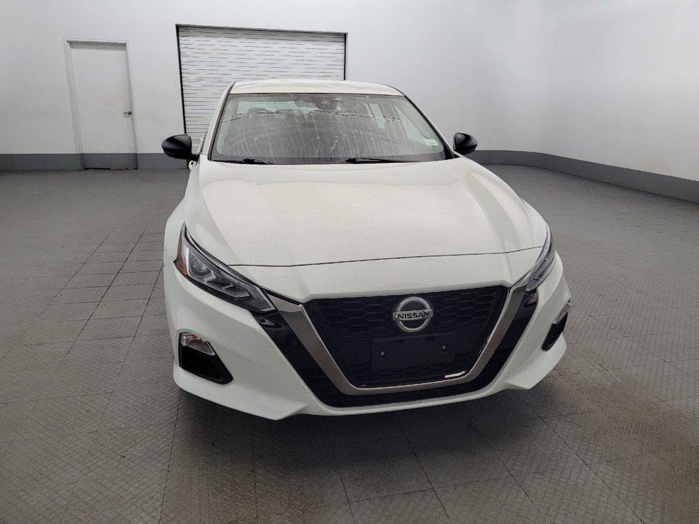 Used 2022 Nissan Altima 2.5 SR AWD/4WD image 14