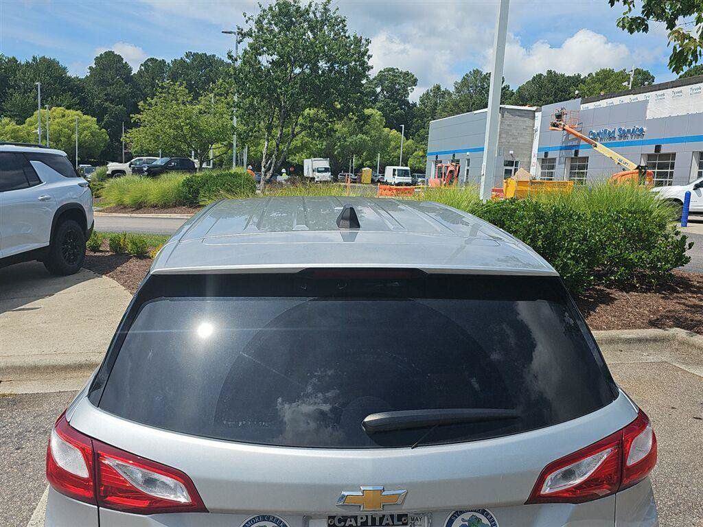 Used 2021 Chevrolet Equinox LT FWD image 10