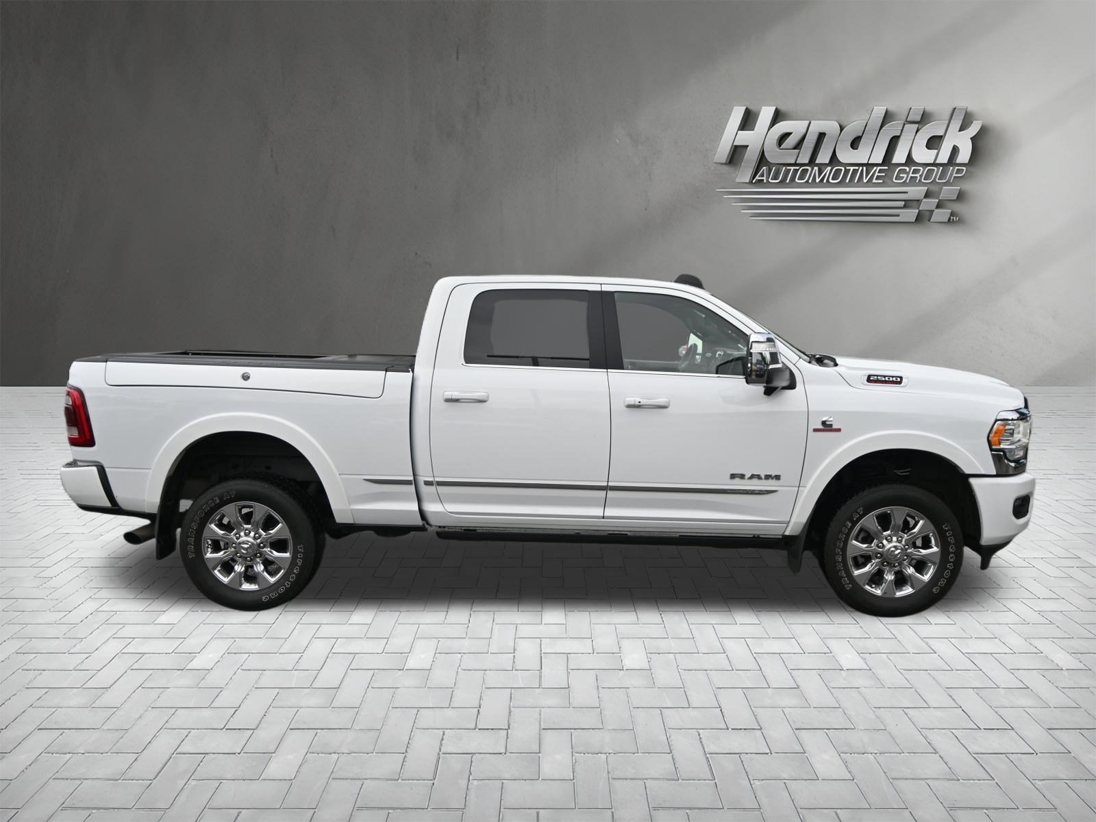 Used 2024 RAM 2500 Limited AWD/4WD image 10