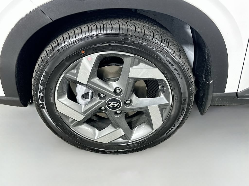 New 2026 Hyundai Venue SEL FWD image 21