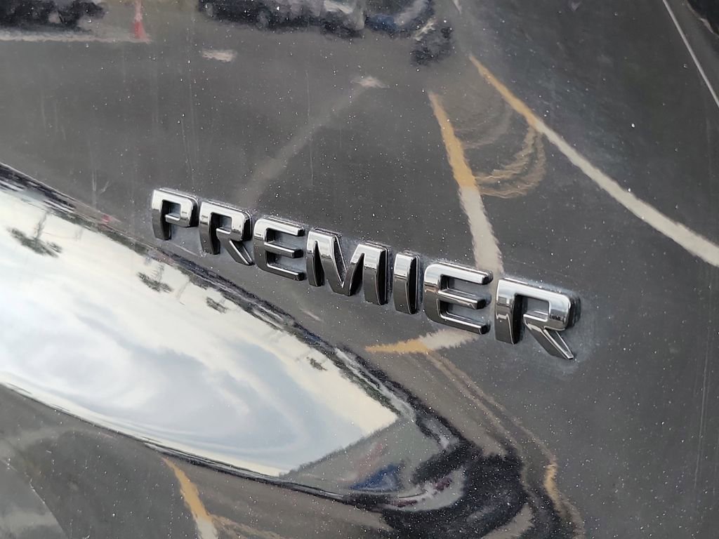 Used 2021 Chevrolet Blazer Premier w/ Driver Confidence II Package FWD image 7