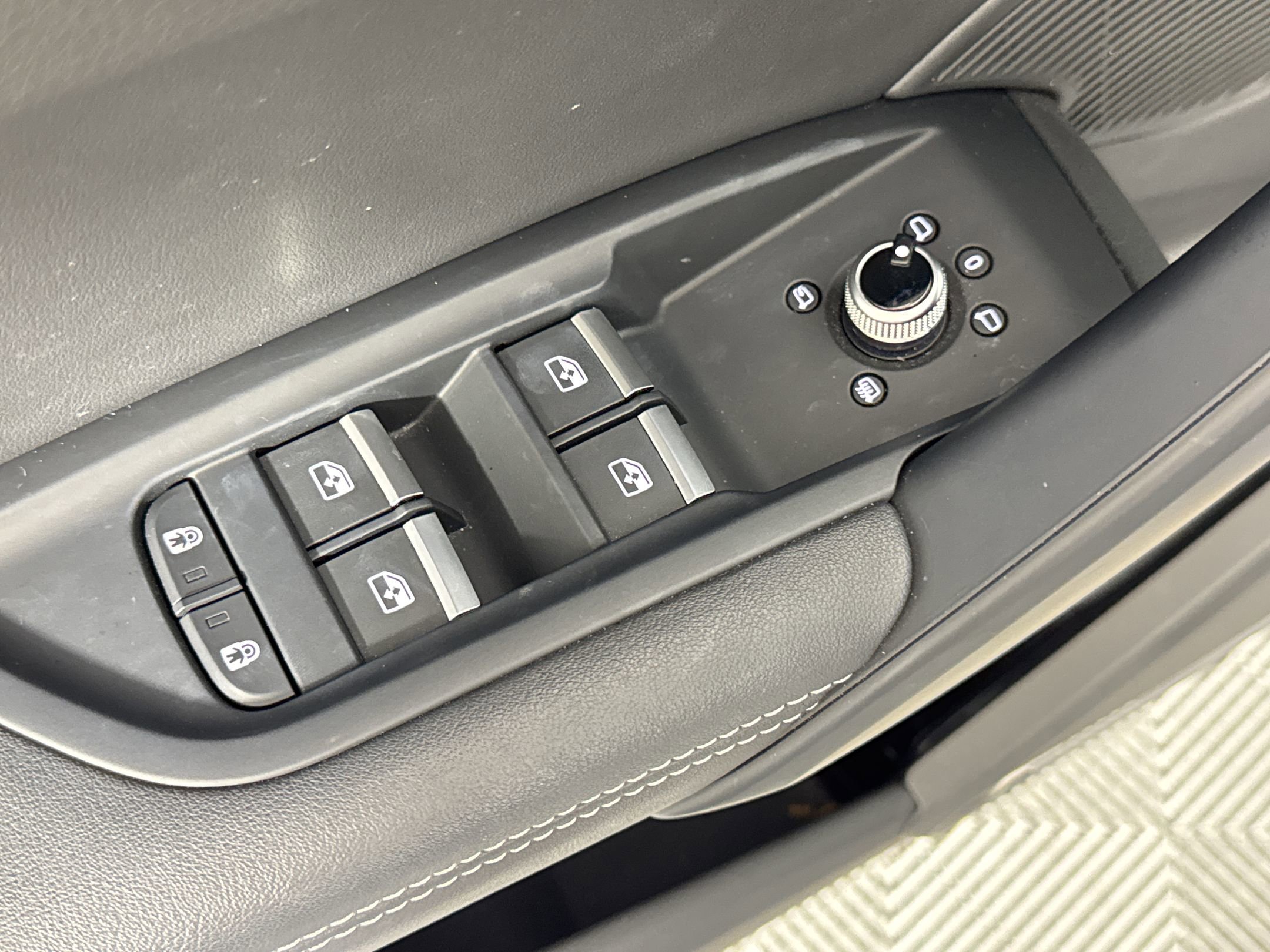 Used 2023 Audi Q5 2.0T Premium Plus w/ Premium Plus Package image 13