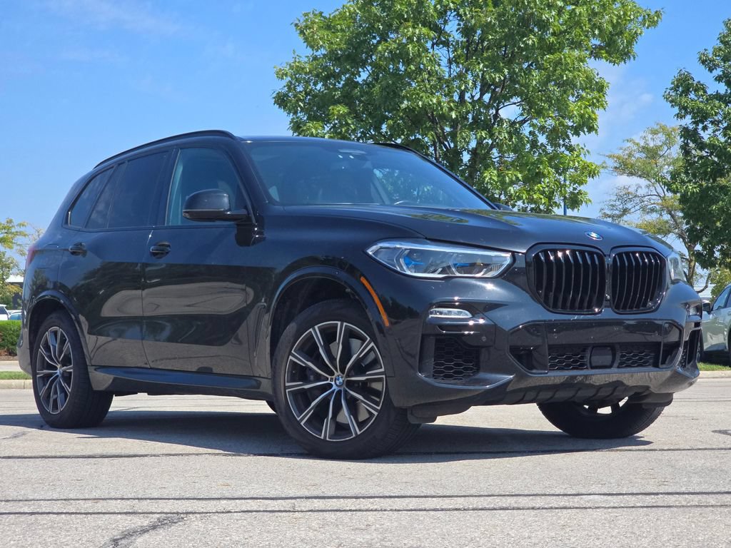 Used 2021 BMW X5 M50i w/ Executive Package AWD/4WD image 2