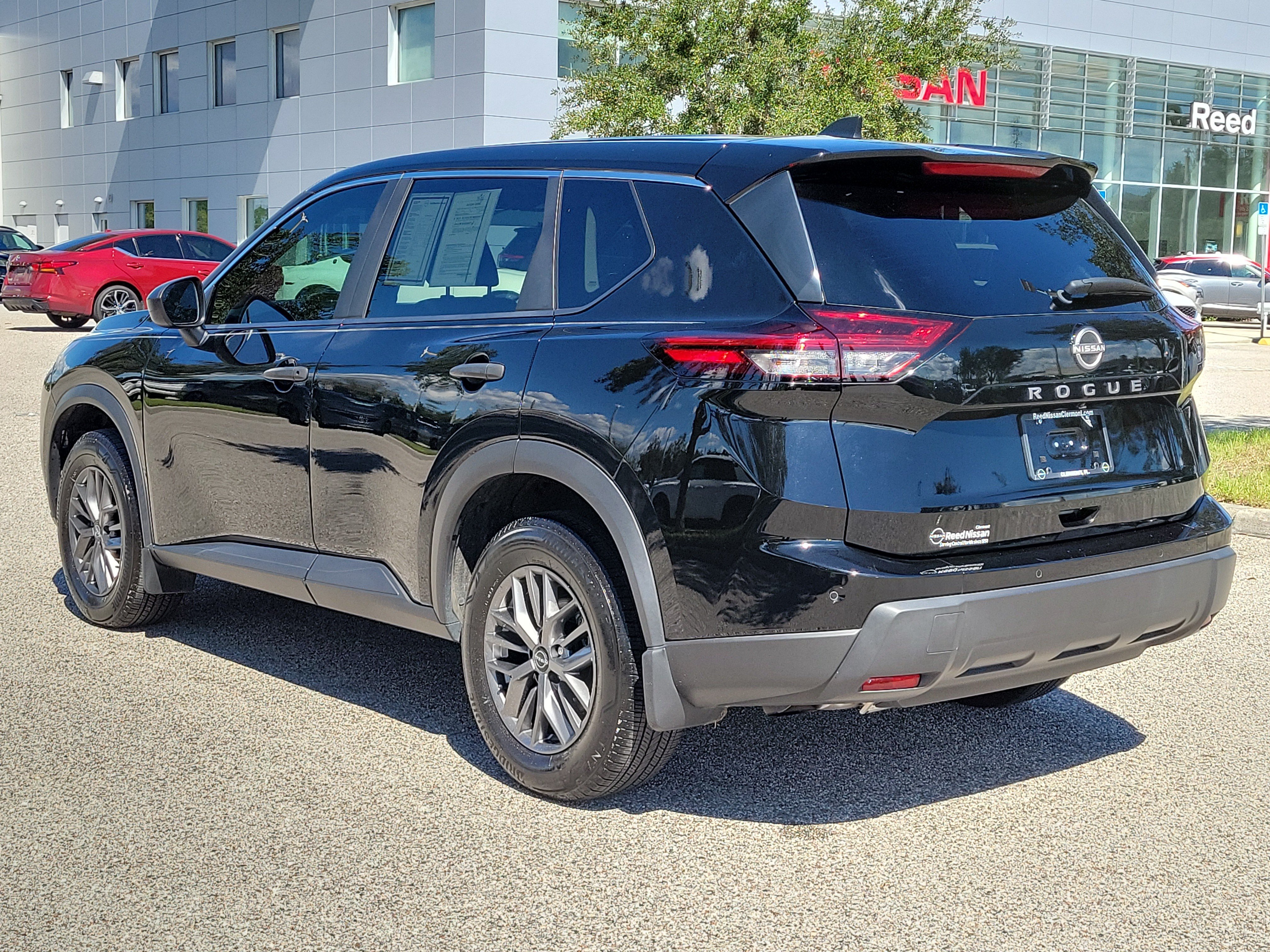 Certified 2024 Nissan Rogue S FWD image 8