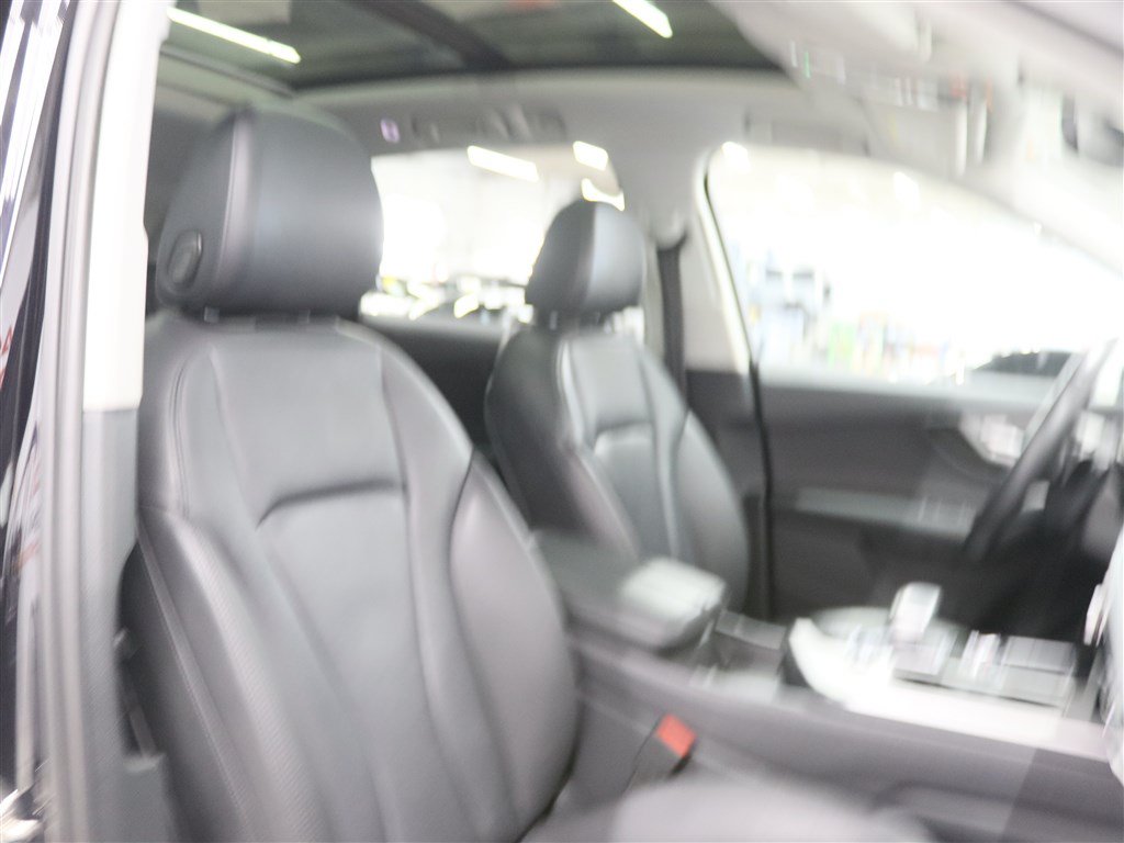 Used 2019 Audi Q7 2.0T Premium w/ Convenience Package AWD/4WD image 28