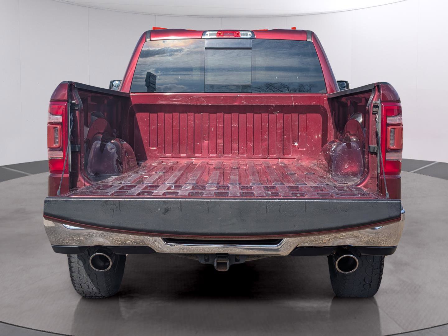 Used 2020 RAM 1500 Laramie image 9