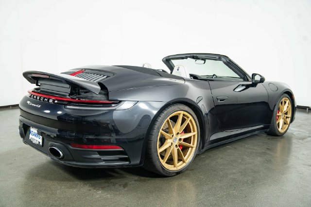Used 2021 Porsche 911 Carrera 4S w/ Sport Package AWD/4WD image 8