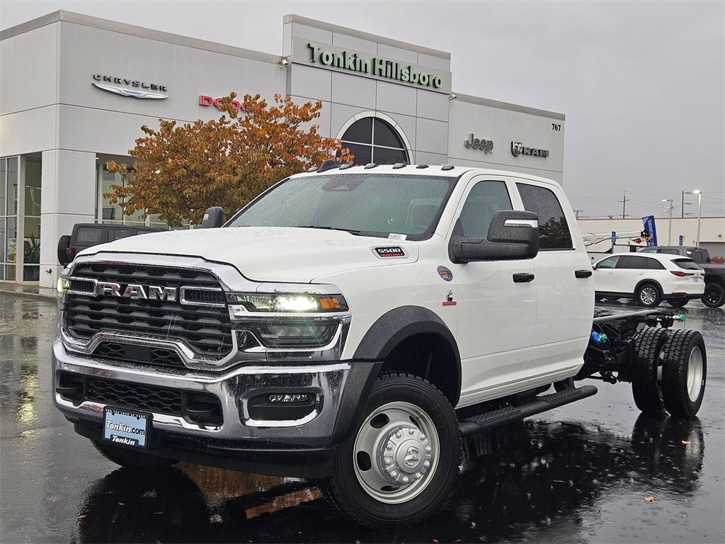 New 2026 RAM 5500 Tradesman w/ Chrome Appearance Group image 2