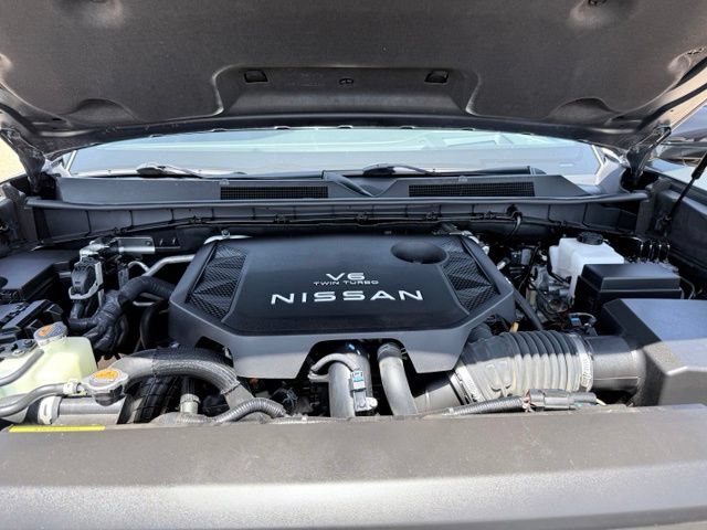 Used 2025 Nissan Armada Platinum Reserve AWD/4WD image 20