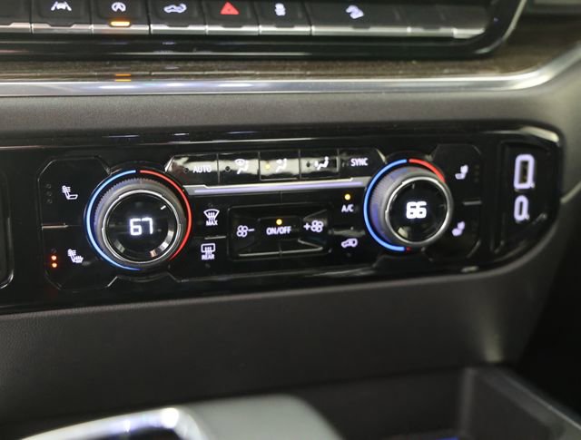 Used 2024 Chevrolet Silverado 1500 LT Trail Boss w/ LPO, Dark Essentials Package image 8