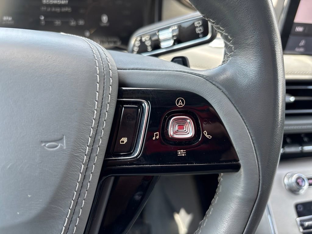 Used 2020 Lincoln Aviator Reserve w/ Equipment Group 202A AWD/4WD image 29