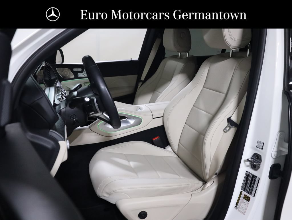 Used 2025 Mercedes-Benz GLS 450 4MATIC w/ AMG Line Exterior image 41