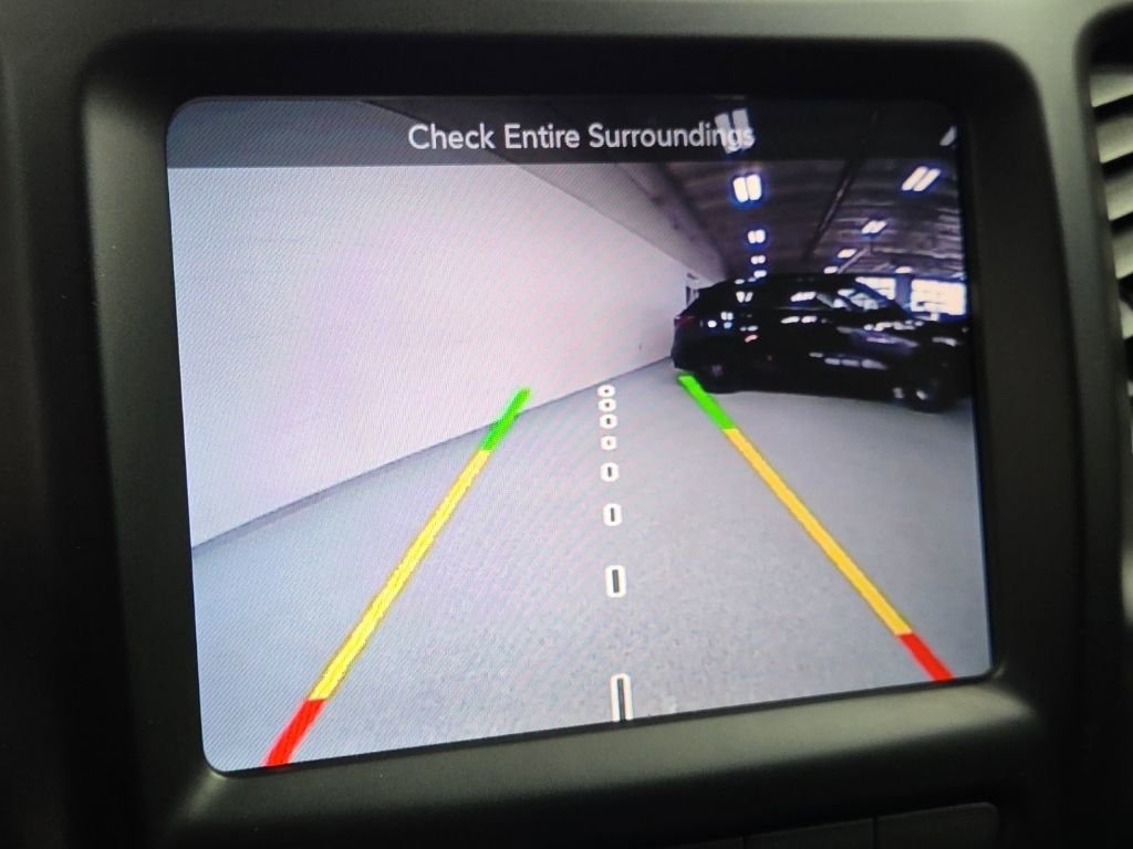 Used 2015 Jeep Cherokee Trailhawk w/ Leather Interior Group image 23