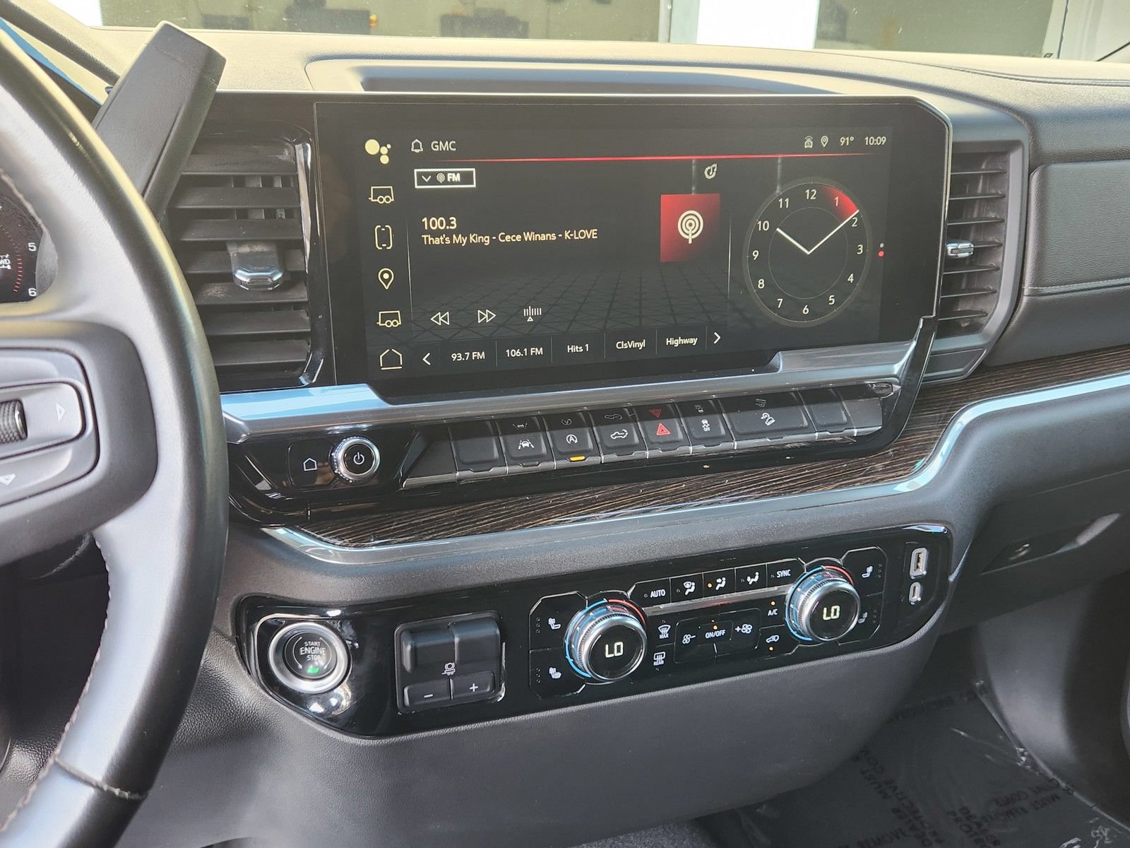 Used 2023 GMC Sierra 1500 SLE w/ X31 Off-Road Package AWD/4WD image 20