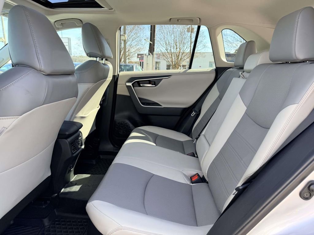 Certified 2020 Toyota RAV4 Limited image 16