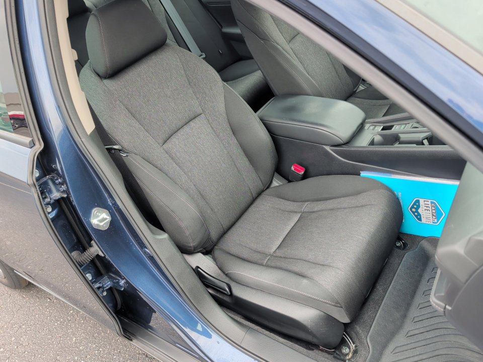 Used 2024 Honda Accord EX image 32