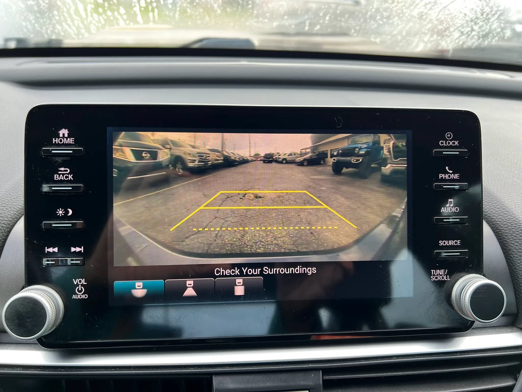 Used 2018 Honda Accord Sport image 12