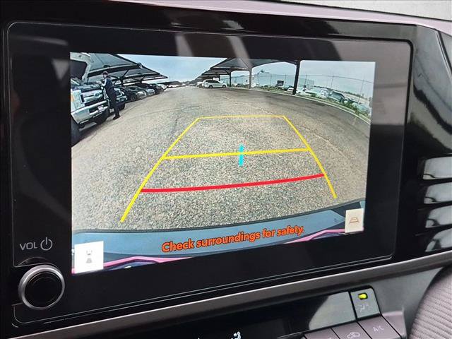 Used 2025 Toyota Camry SE FWD image 16