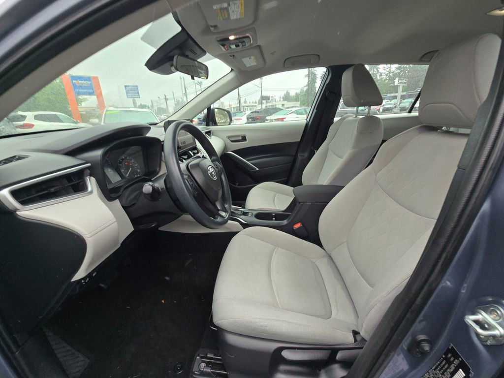 Used 2023 Toyota Corolla Cross L AWD/4WD image 21