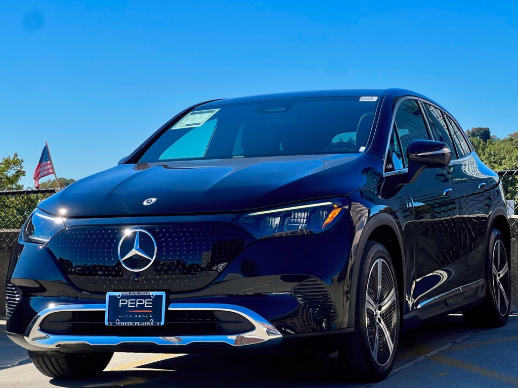 Certified 2023 Mercedes-Benz EQE 350+ 4MATIC SUV image 4