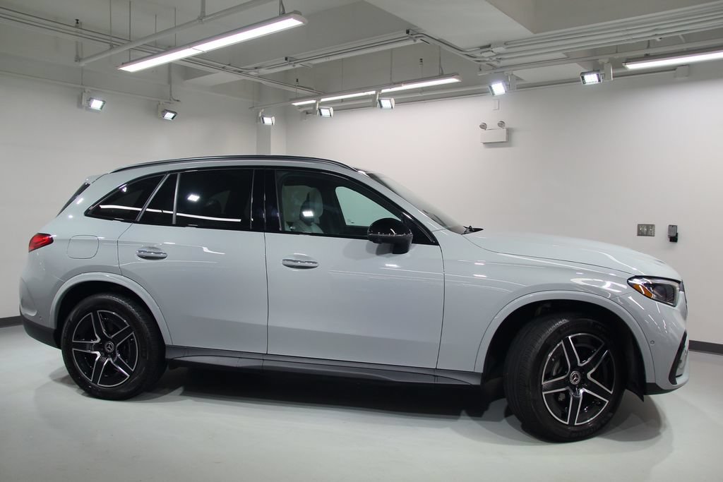 Used 2026 Mercedes-Benz GLC 300 4MATIC image 13