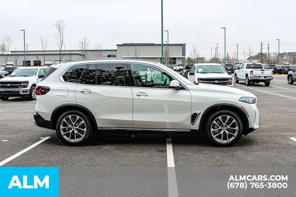 Used 2026 BMW X5 xDrive50e w/ Executive Package image 9