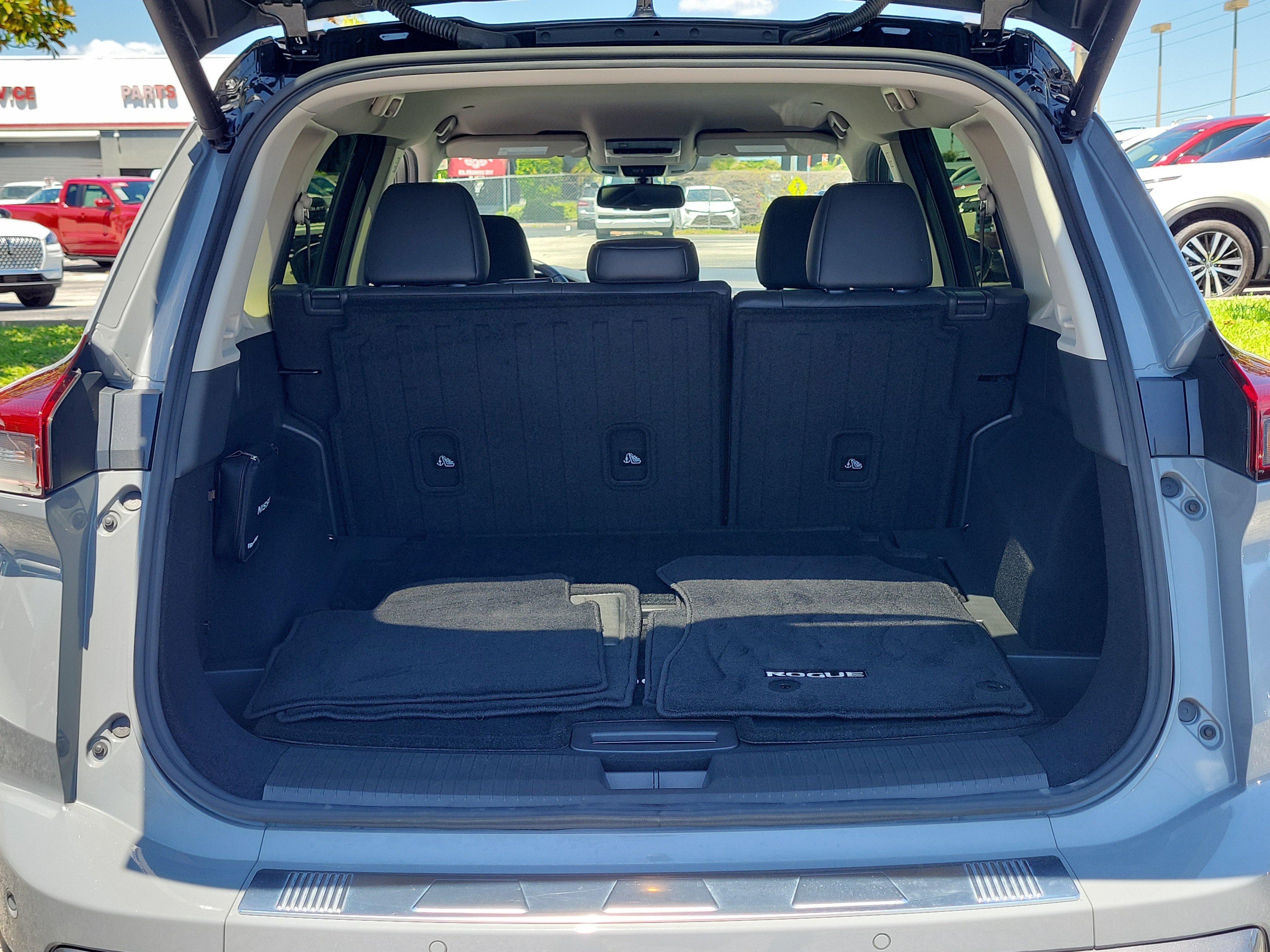 Certified 2024 Nissan Rogue SL FWD image 7