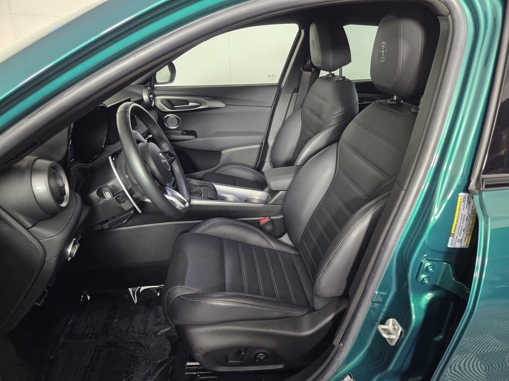 Used 2024 Alfa Romeo Tonale Veloce image 11