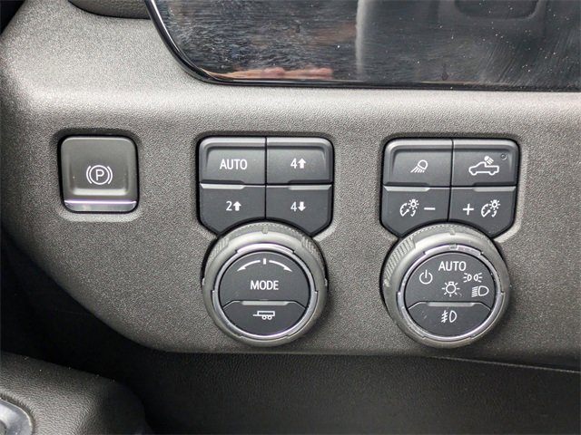 Used 2024 Chevrolet Silverado 2500 LTZ image 24