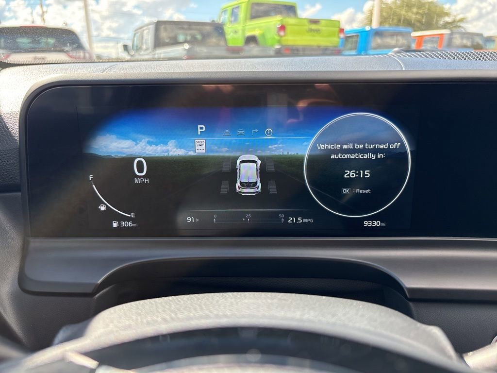 Used 2025 Kia Seltos SX image 30