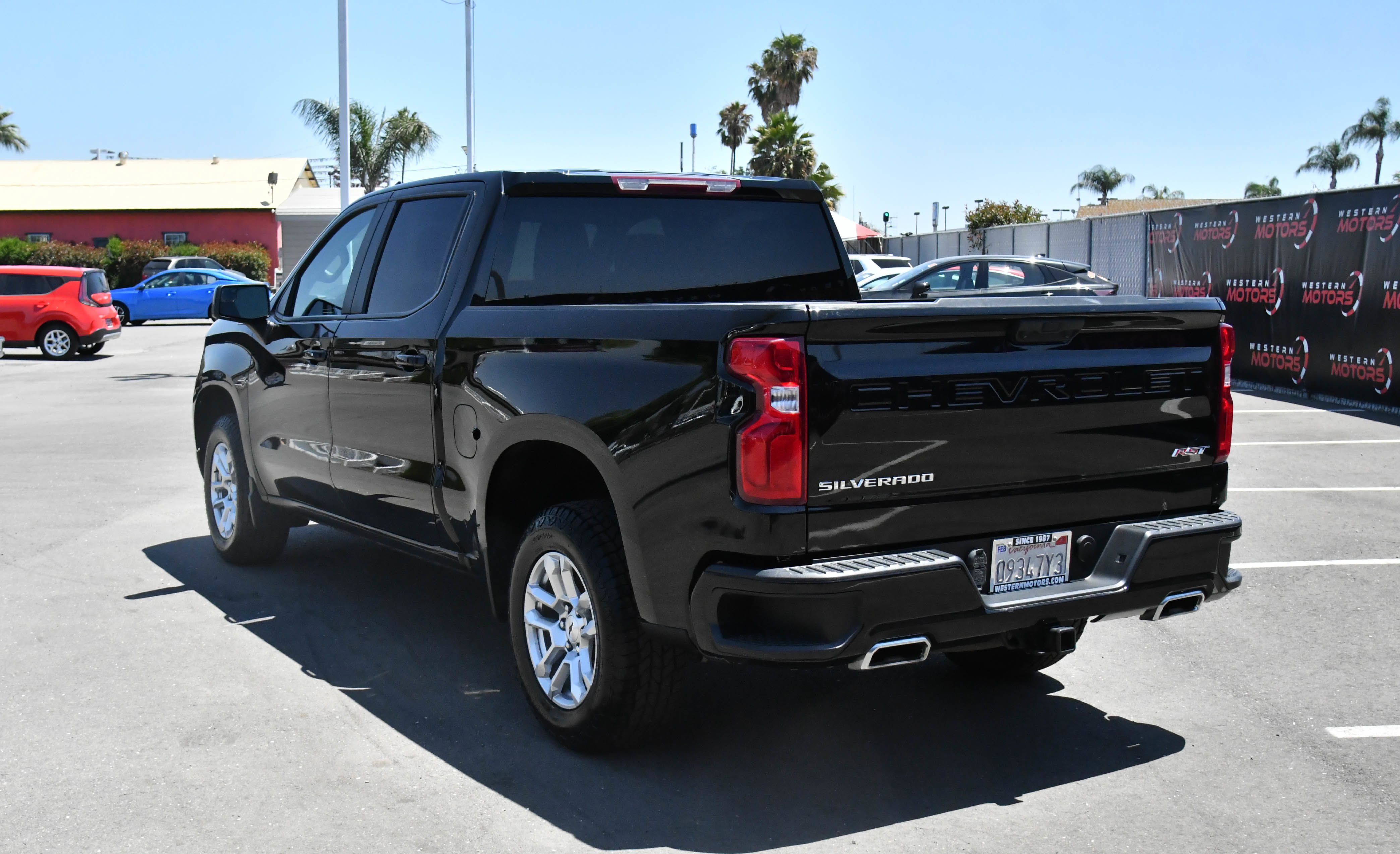 Used 2024 Chevrolet Silverado 1500 RST AWD/4WD image 6
