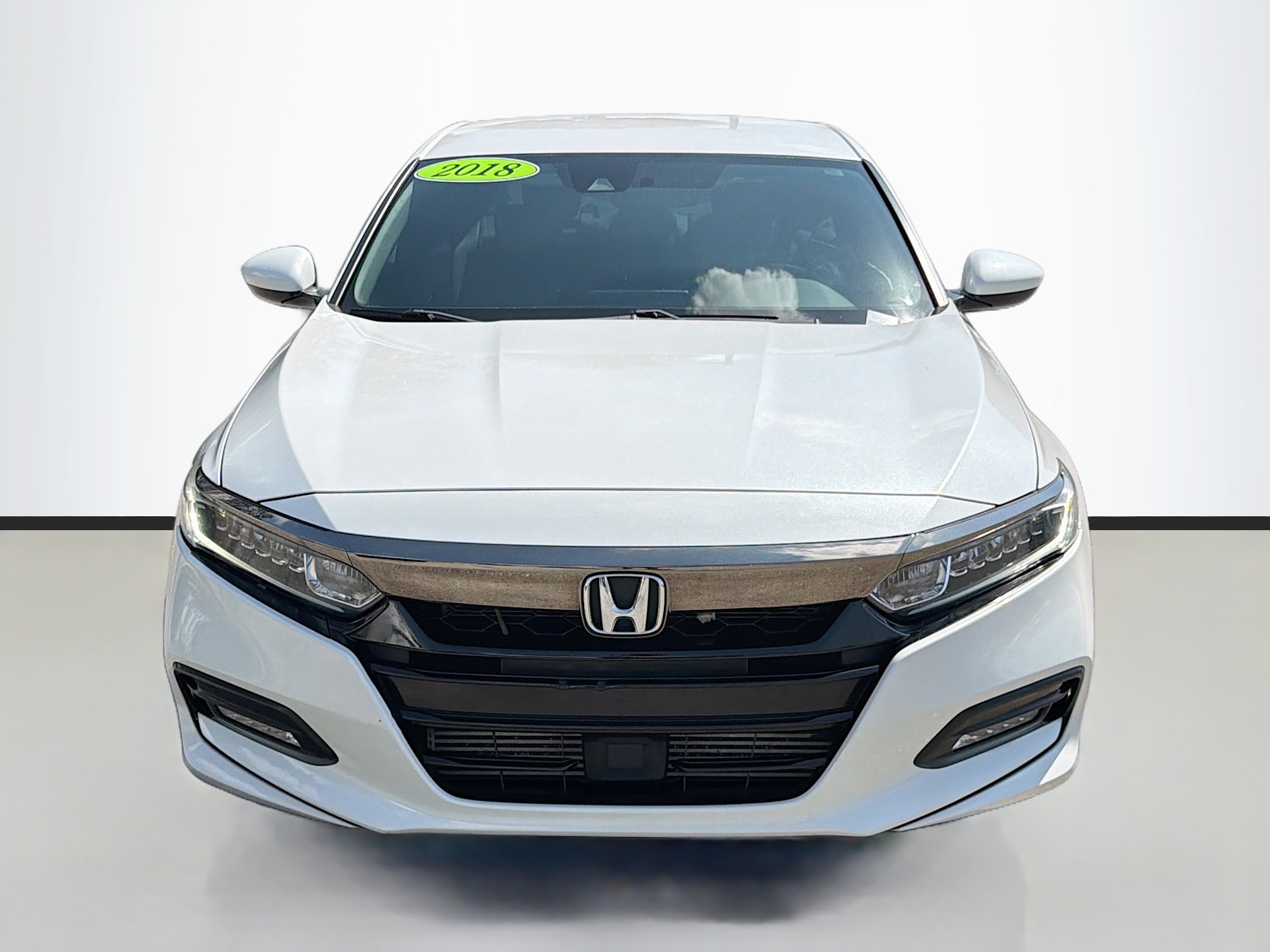 Used 2018 Honda Accord Sport image 8
