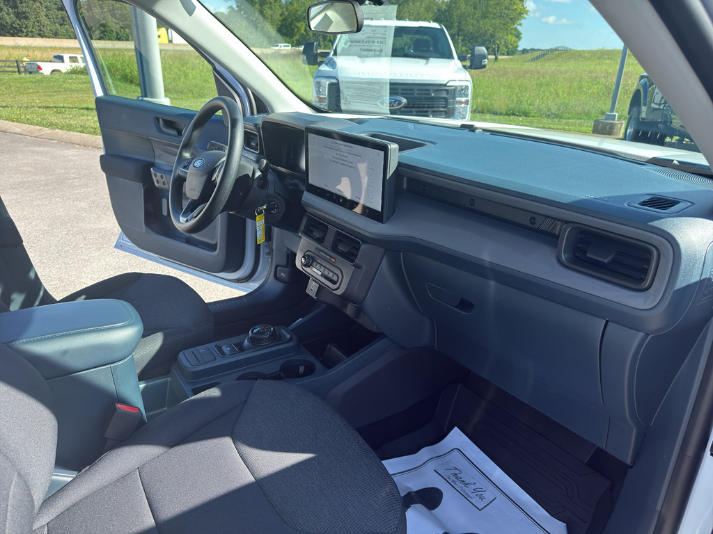 Used 2025 Ford Maverick XL FWD image 13