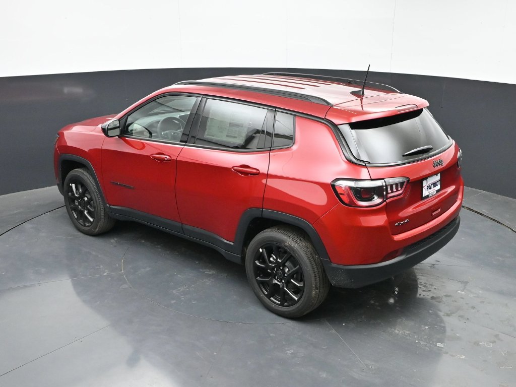 New 2026 Jeep Compass Latitude AWD/4WD image 34