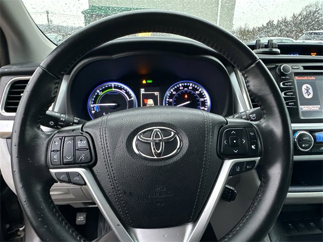 Used 2019 Toyota Highlander XLE image 28