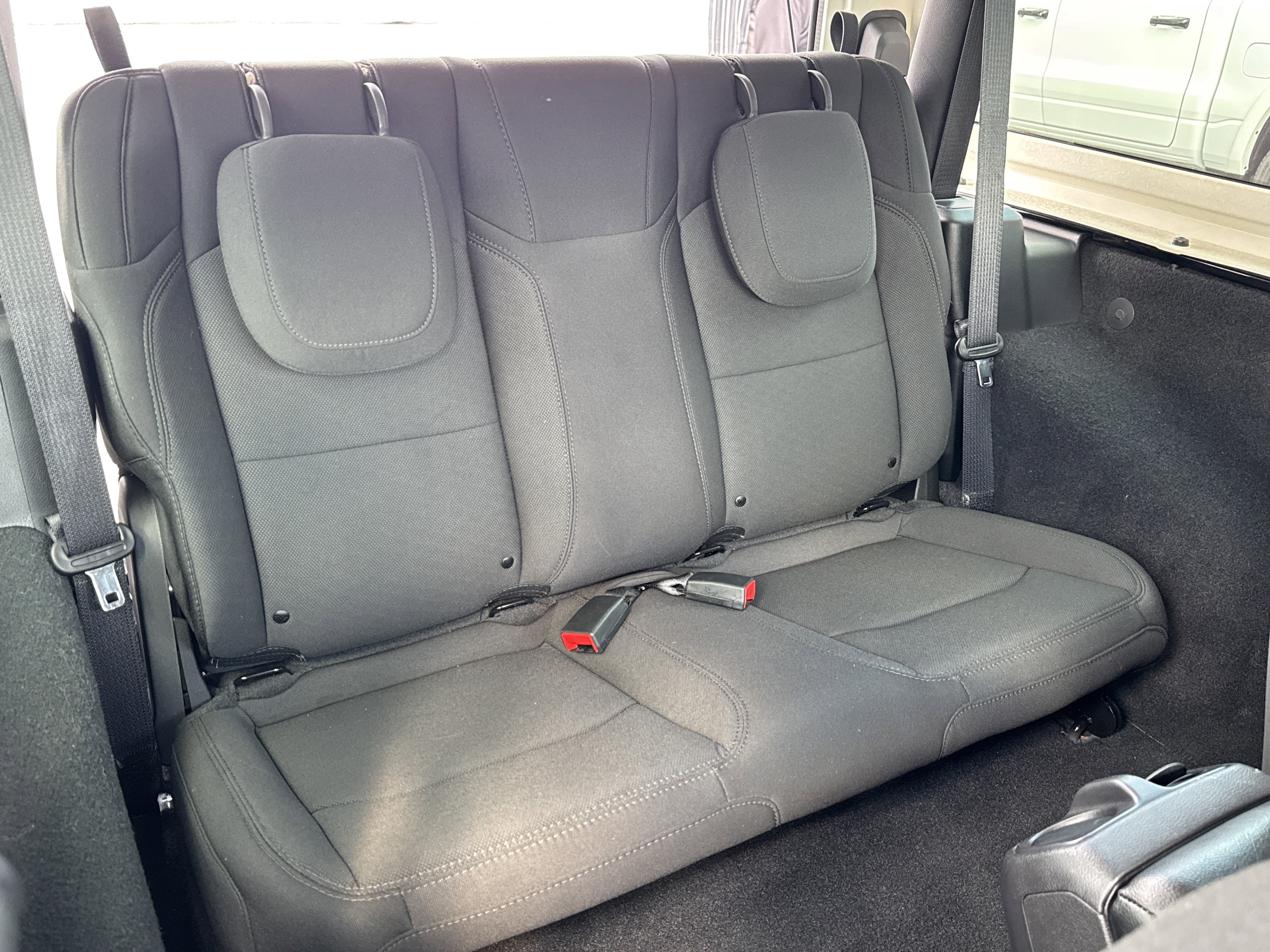 Used 2022 Jeep Wrangler Sport S image 18