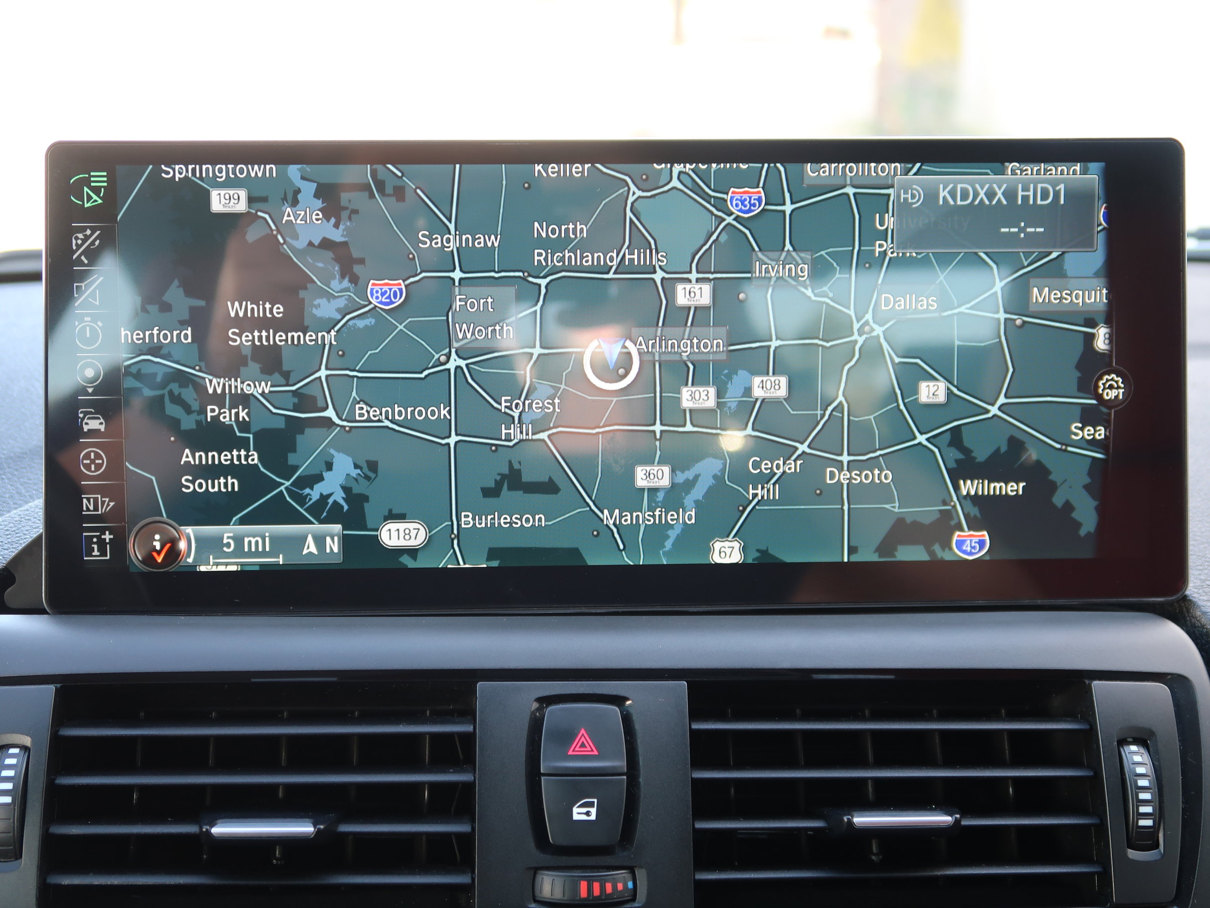 Used 2015 BMW M235i 2dr Cpe M235i RWD image 18