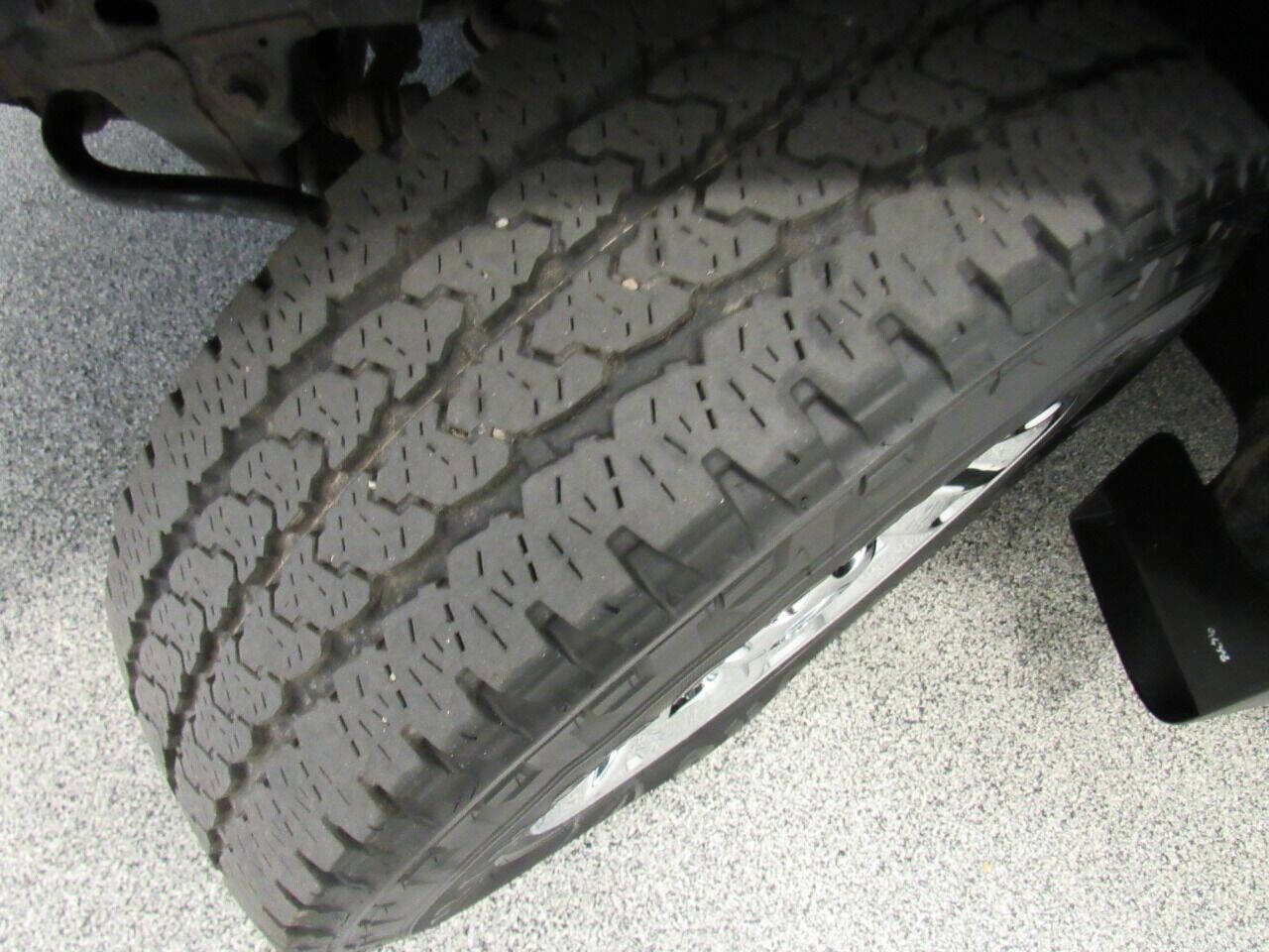 Used 2017 Nissan NV 3500 SV w/ Technology Package image 24