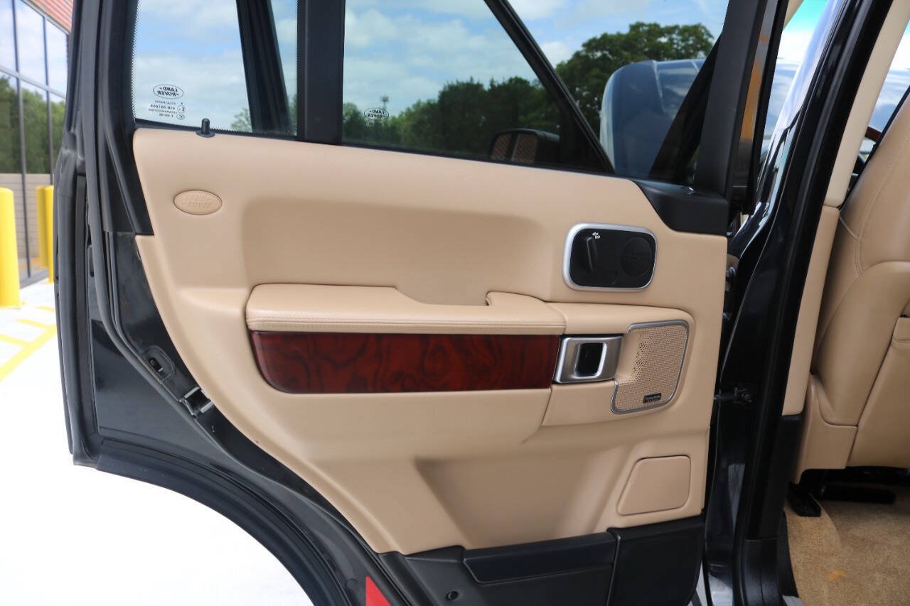 Used 2012 Land Rover Range Rover Supercharged AWD/4WD image 29