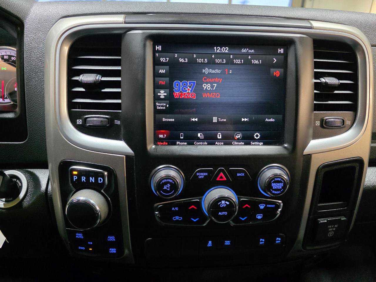 Used 2019 RAM 1500 Big Horn AWD/4WD image 31
