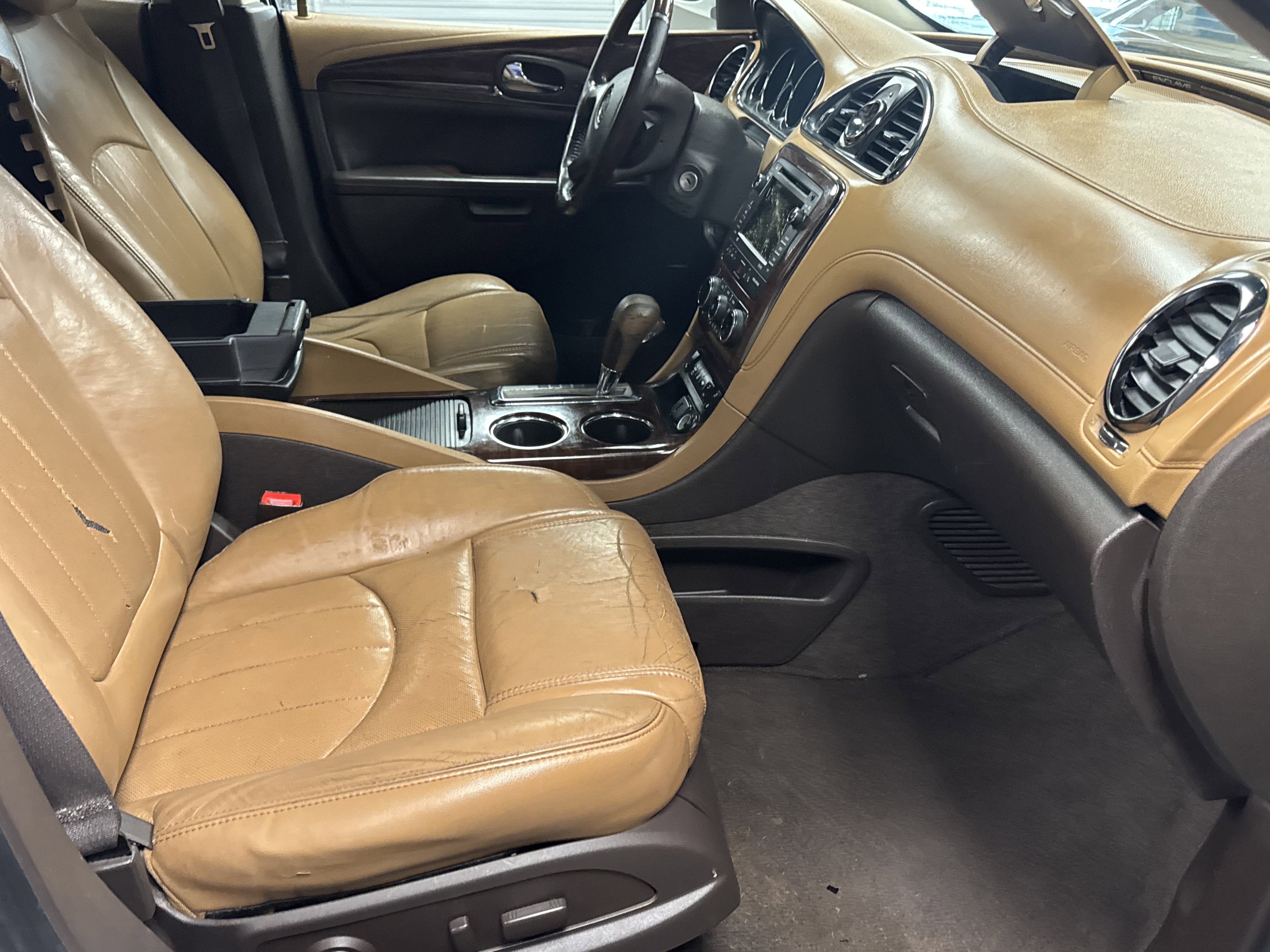 Used 2016 Buick Enclave Premium w/ Experience Buick Package FWD image 12