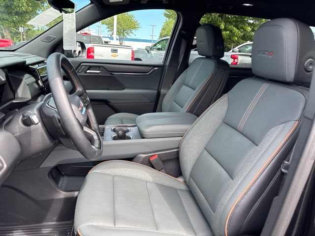 Used 2026 GMC Acadia AT4 AWD/4WD image 9